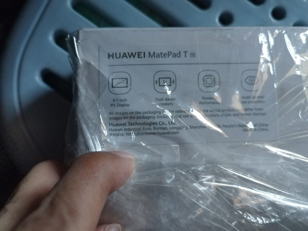 Huawei MatePad T (Category: Android) located in Manila. Submitted by trevortantoco (Listing ID 1450780336, Image 2). Description: 9.7 inch display Android Tablet , with original Huawei Case, tempered glass, with headphone jack, memory card slot and sim slot. Dual Speakers. Box and charger..