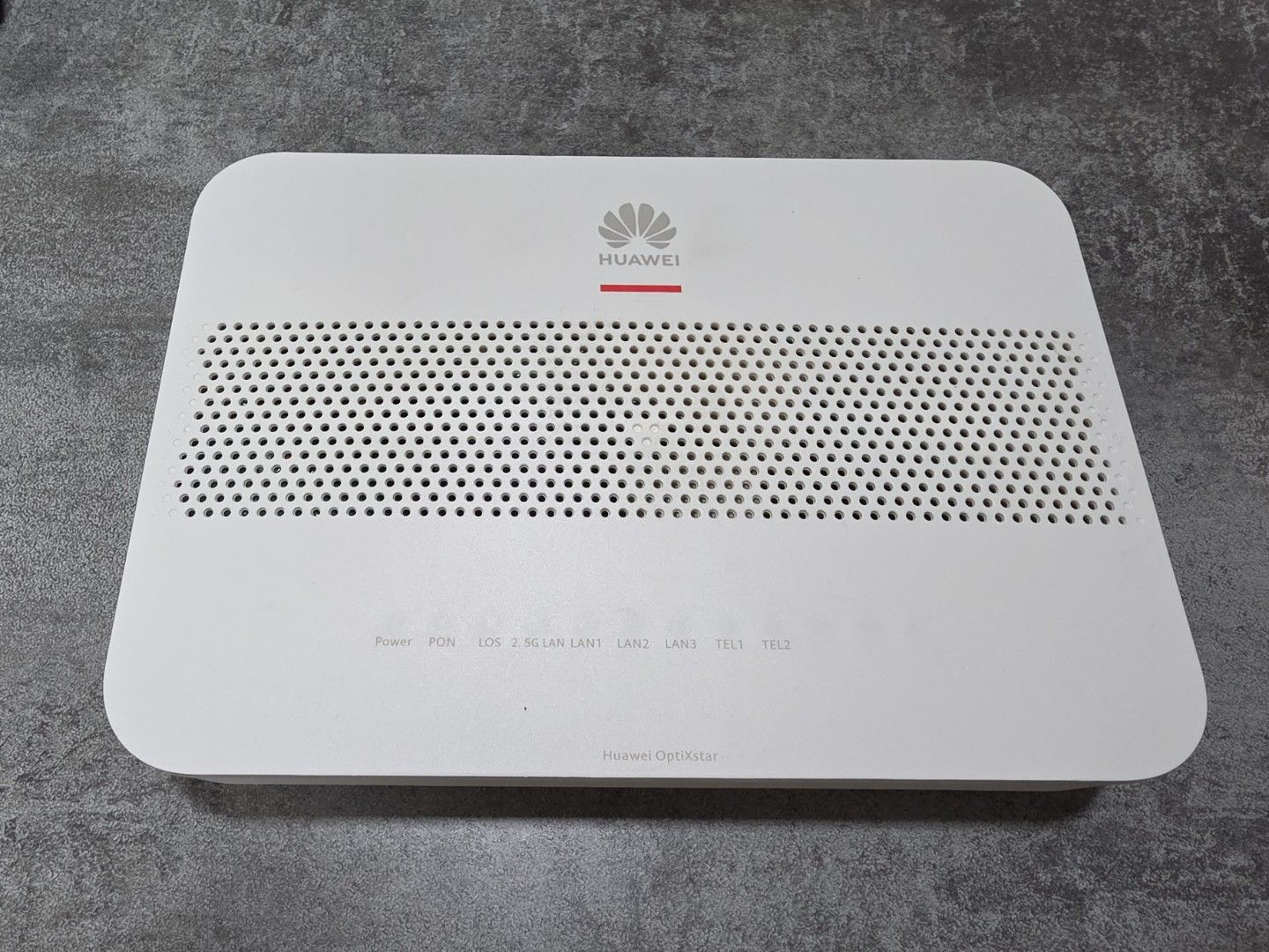 Huawei OptiXstar HG8240N Modem