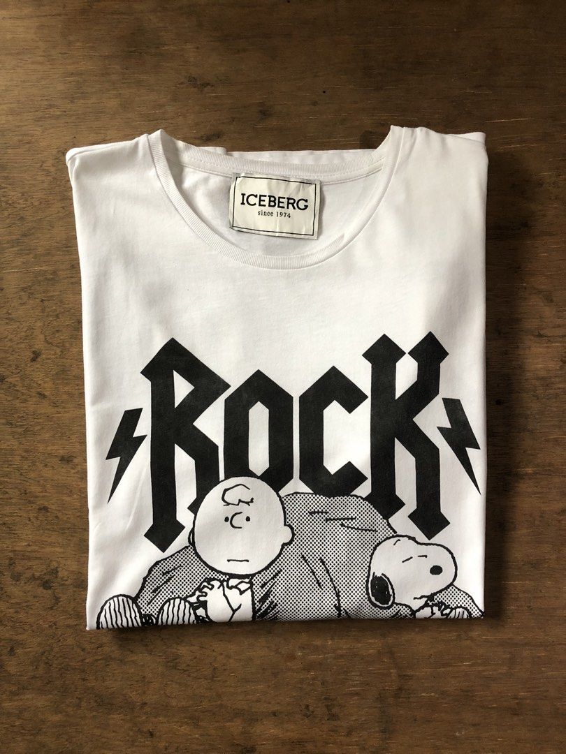 Iceberg Rock Woodstock (Category: Activewear) located in Davao. Submitted by blufinds (Listing ID 1450751438, Image 1). Description: This white Iceberg T-shirt features a prominent “Rock Woodstock” graphic with Charlie Brown and Snoopy.