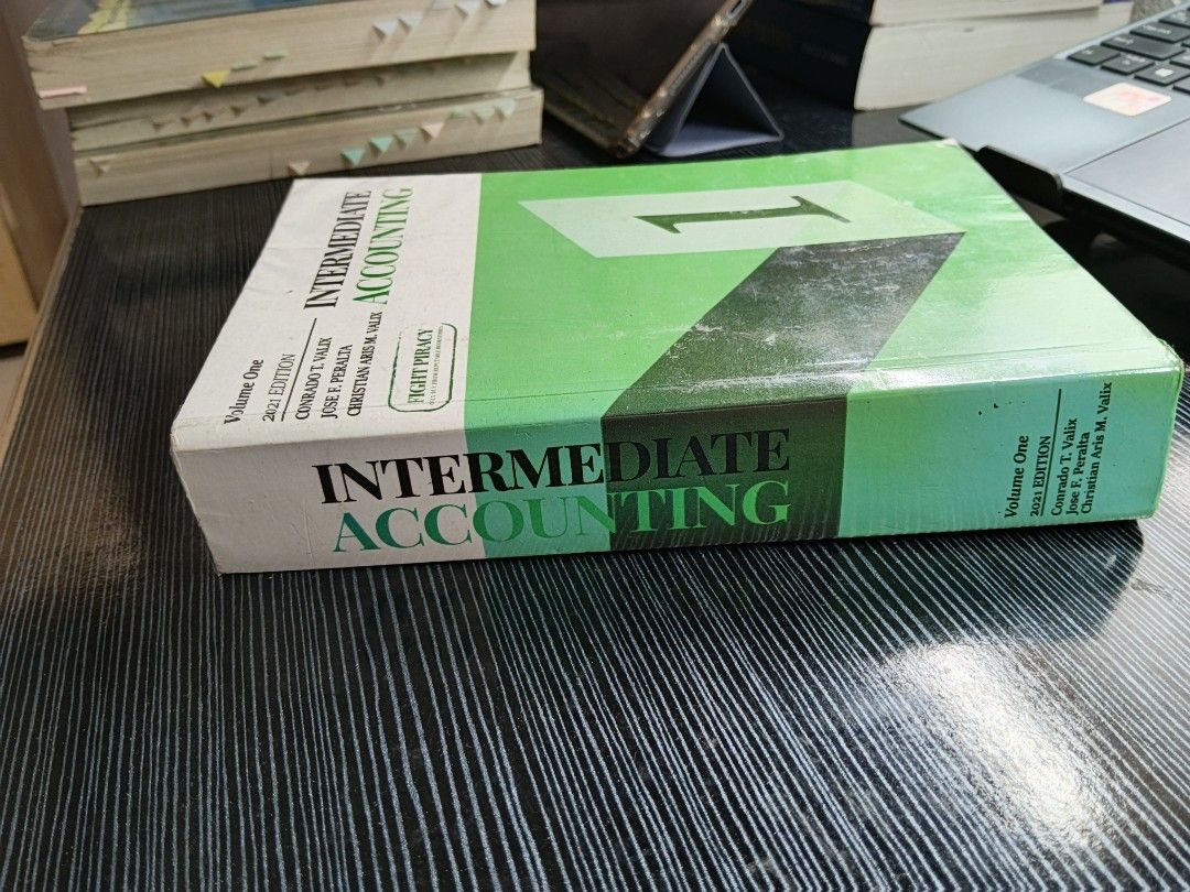 Intermediate Accounting Volume 1 2021 Valix (Category: Textbooks) located in Quezon. Submitted by syyddae (Listing ID 1450865885, Image 3). Description: ‎- no missing pages ‎- w/ plastic cover ‎- little to no pencil markings ‎- rfs: decluttering ‎ ‎💸 MOP: GCash ‎📦 MOD: J&T Express (Shipping fee shouldered by buyer) ‎📍Tiaong, Quezon.