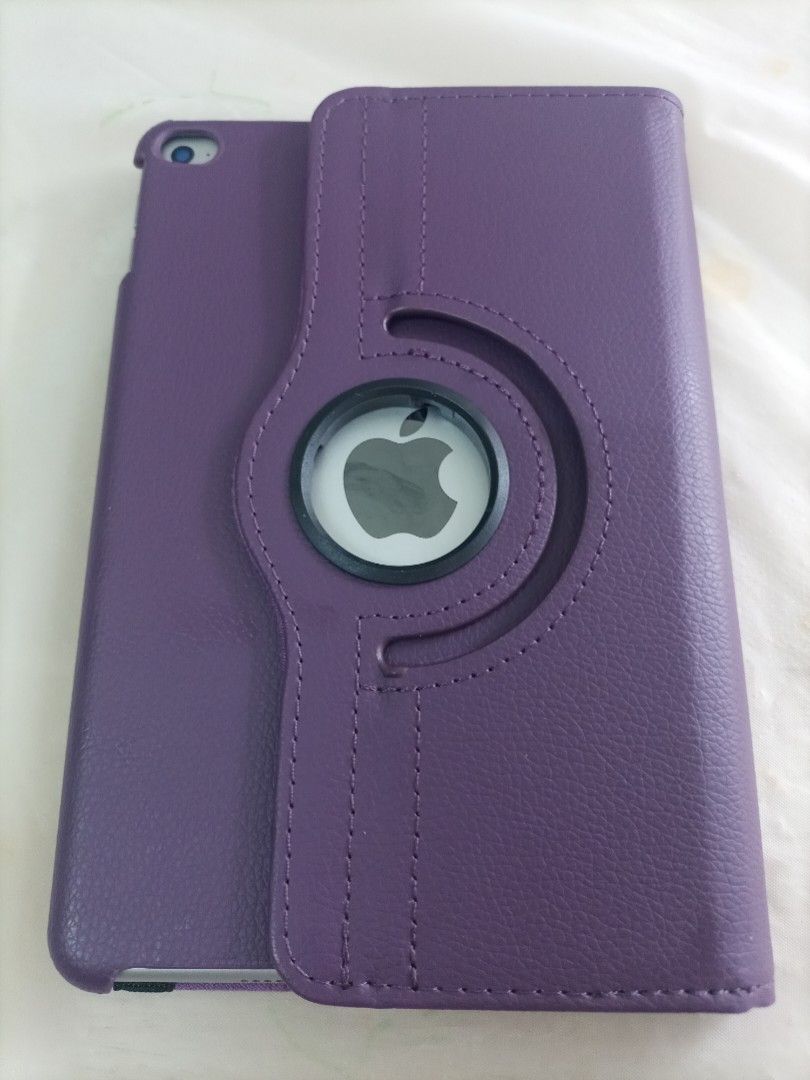 iPad mini 4 （分類：平板電腦 - iPad）位於 Hong Kong。 由 Marcos 提交（商品編號 1450164296，圖片 3）。簡介： iPad mini 4 With wifi and cellular 128gb include case and usb good condition 90% new。