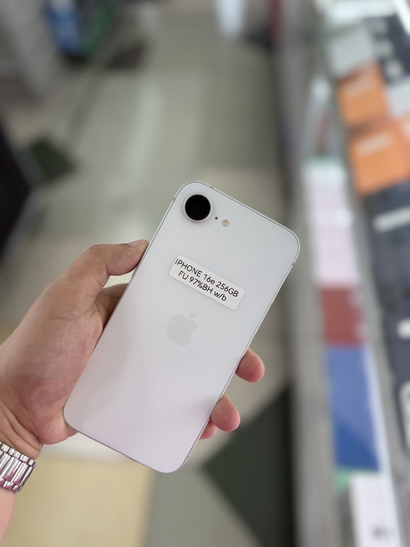Iphone 16E 256GB 97BH no issues NTC approved openline (Category: iPhone 16 Series) located in San Juan City. Submitted by najihahtelecomshop2018 (Listing ID 1450873500, Image 2). Description: Legit Store | Original unit FOR SALE | TRADE / SWAP ▫️INSTALLMENT thru: 🔸Credit Card (straight / installment) 🔸Ggives / Gcredit + 6% interest 🔸Spay Later + 6% interest (RFS: Buy and Sell any kinds of Gadgets) Description: iPhone 16E 256GB ( other GB are a