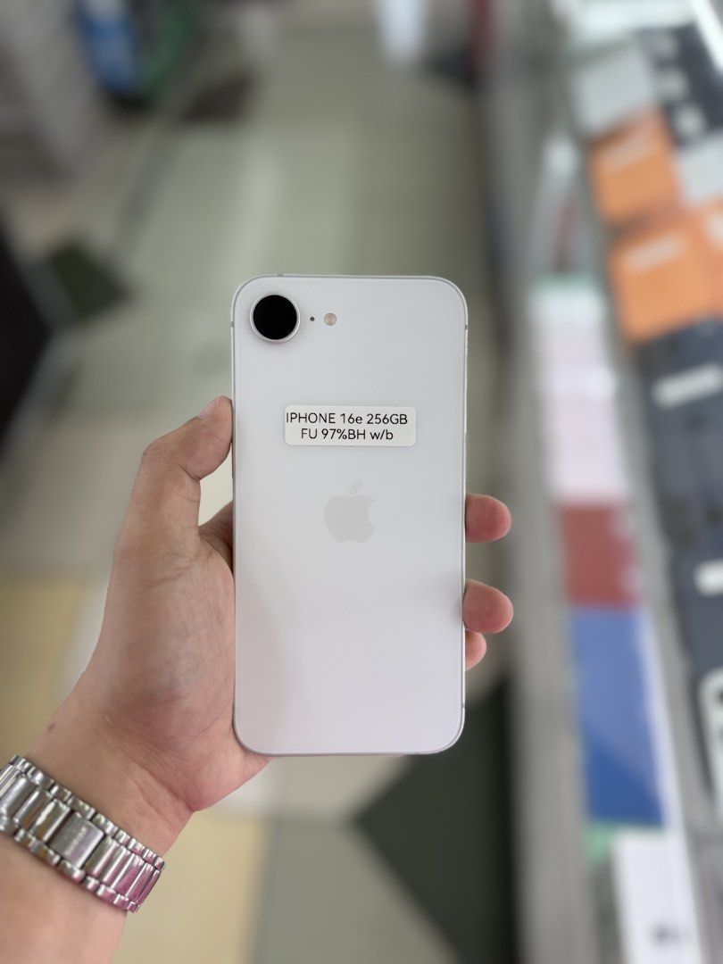 Iphone 16E 256GB 97BH no issues NTC approved openline (Category: iPhone 16 Series) located in San Juan City. Submitted by najihahtelecomshop2018 (Listing ID 1450873500, Image 1). Description: Legit Store | Original unit FOR SALE | TRADE / SWAP ▫️INSTALLMENT thru: 🔸Credit Card (straight / installment) 🔸Ggives / Gcredit + 6% interest 🔸Spay Later + 6% interest (RFS: Buy and Sell any kinds of Gadgets) Description: iPhone 16E 256GB ( other GB are a
