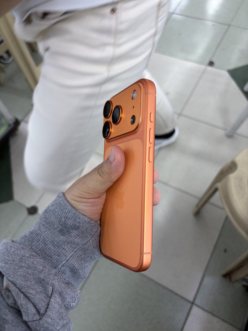 Iphone 17 Pro 1TB ESIM FU NO ISSUE 100% BH (Category: iPhone 17 Series) located in San Juan City. Submitted by javedsgadgetshop (Listing ID 1450748239, Image 3). Description: INSTALLMENT OPTIONS : SPAY LATER / GGIVES / CREDIT CARD / SKYRO / HOMECREDIT (BRANDNEW) WE BUY AND SELL SO PWEDE MAGBINTA OR SWAP ! Quick Specs : 💵 Iphone 17pro •1TB •ESIM Variant •100% batt health •Factory Unlock •99% Smoothness •No hidden issue | No Repaired •100% Authent