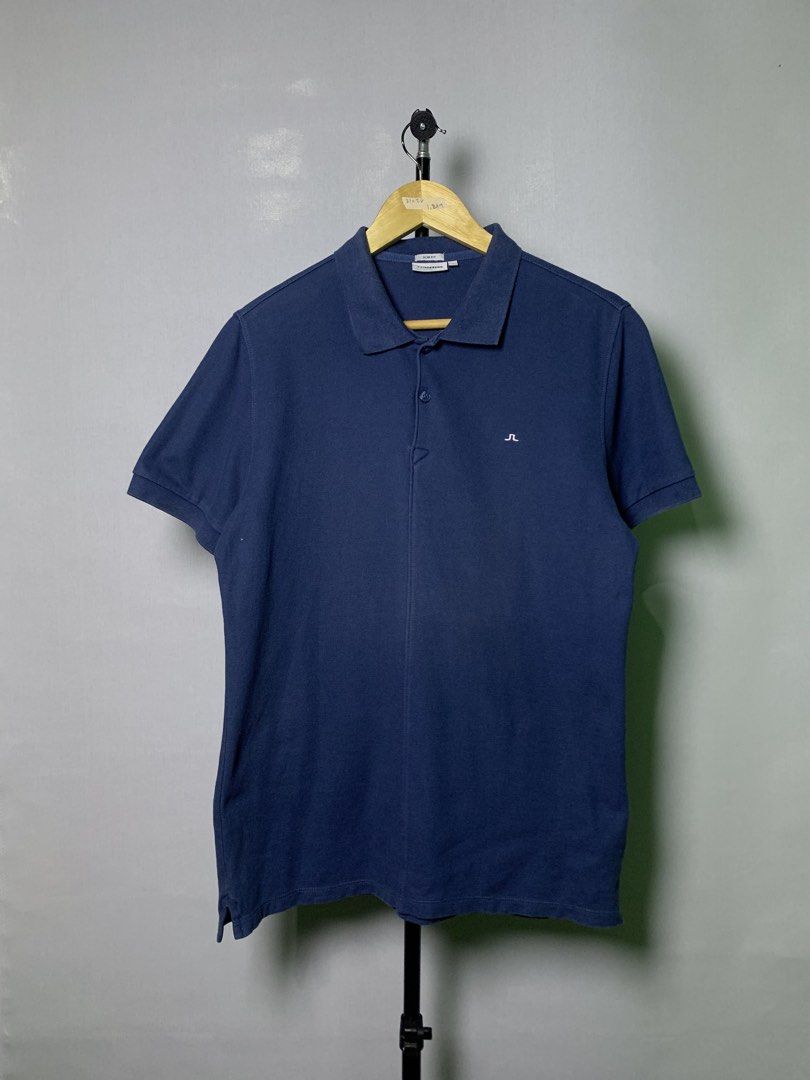 J. Lindeberg Polo Shirt (Category: Luxury Apparel) located in Manila. Submitted by macadr1p (Listing ID 1450891870, Image 2). Description: J. LINDEBERG Dimes: 21x28 Best fit: M/ L Color rate: 9.8/10 Condition: Excellent - Complete tags - Color not faded at all - Minimal sign of usage - High quality Fabrics - OVERALL💯 ✔ Premium fabric for all-day comfort ✔ Clean and versatile style ✔ Classic and modern color options ✔ Suitable for office, casual,