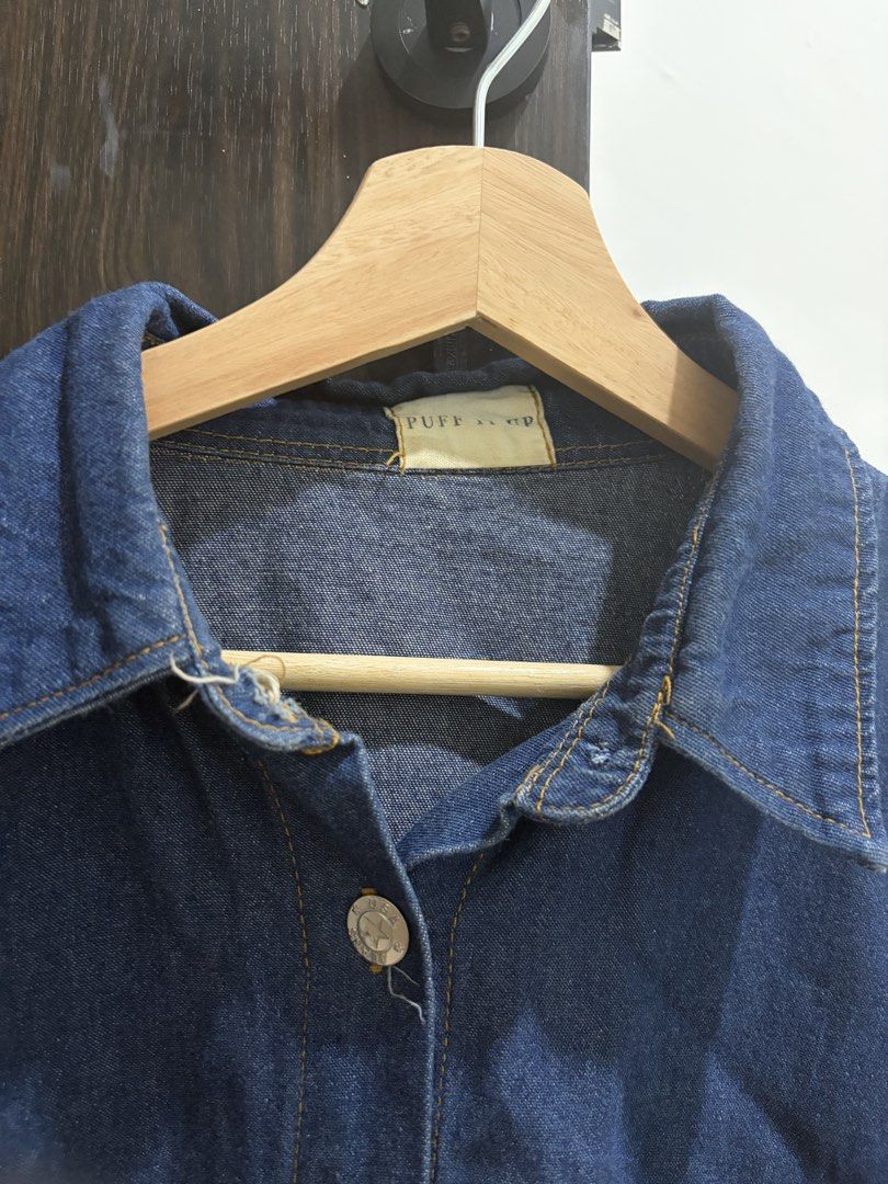 Jaket jeans puff it up (Kategori: Baju Luaran) berada di Jakarta Pusat. Dikirim oleh jualinsini (ID iklan 1450900042, Gambar 1). Deskripsi: .
