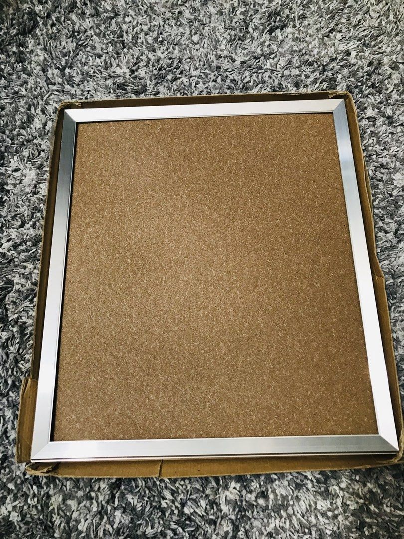 JAPAN FRAME 13/15" (Category: Frames & Pictures) located in Gamu. Submitted by 2022bagsbunny (Listing ID 1450789894, Image 1). Description: .