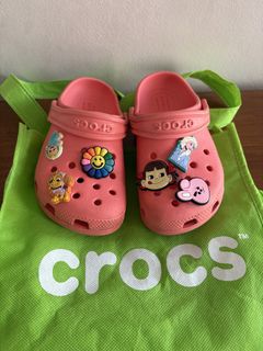 (Category: ) located in . Submitted by kat_preloveditems (Listing ID 1450808260, Image 1). Description: .