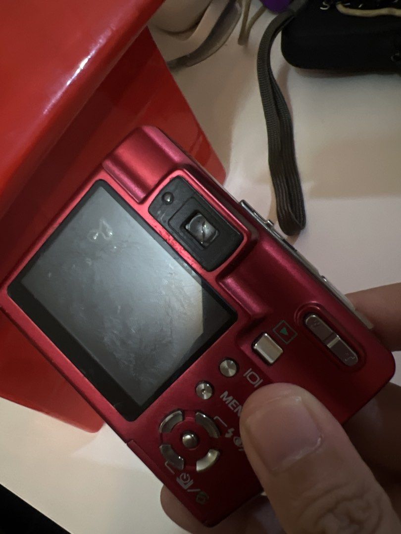 Konica Minolta DiMAGE X50 Red Digital Camera (Category: Cameras) located in Taguig. Submitted by samichudeclutter (Listing ID 1450496166, Image 3). Description: Red Konica Minolta DiMAGE X50 Inclusion: unit, battery and charger Issue: some screen burn when off but not noticeable when cam is turned on does NOT affect output Last price posted Rfs: need funds Mop: gcash Loc Taguig .