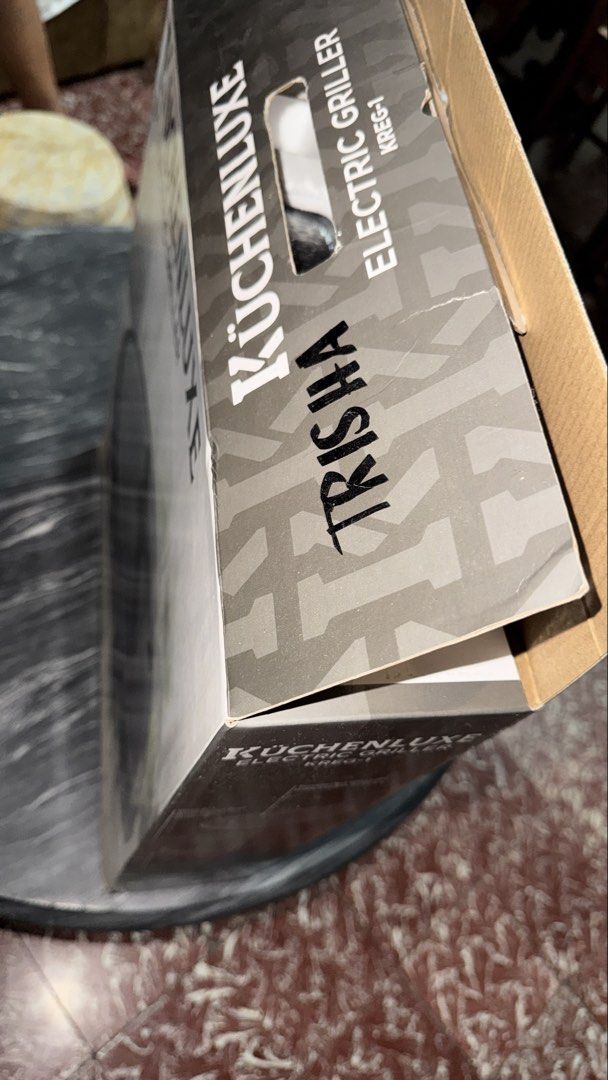 Kuchenluxe 17 inch Electric Griller (Category: BBQ, Grills & Hotpots) located in Quezon City. Submitted by trishasm (Listing ID 1450875050, Image 3). Description: Kuchenluxe 17 inch Electric Griller Selling for ₱2000 only. Never been used. Fully functioning. Srp sa SNR is ₱3,000. Meet-up around Welcome Rotonda.