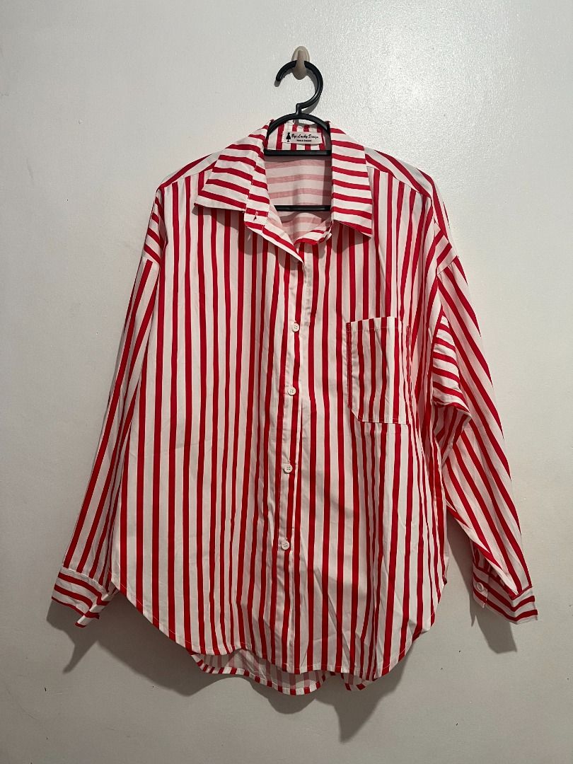 L10 Red BKK Striped Longsleeves (Category: Longsleeves) located in Legazpi City. Submitted by alittlerandom (Listing ID 1450902956, Image 1). Description: ✨ Declutter✨ Only used for live selling purposes. https:// vt.tiktok .com/ZS9rhCF7RjuBc-u2D7L/ (Remove spaces to check reviews of the product) Length: 27.5 in Bust: 34-46 in Materials: Cotton Silk .