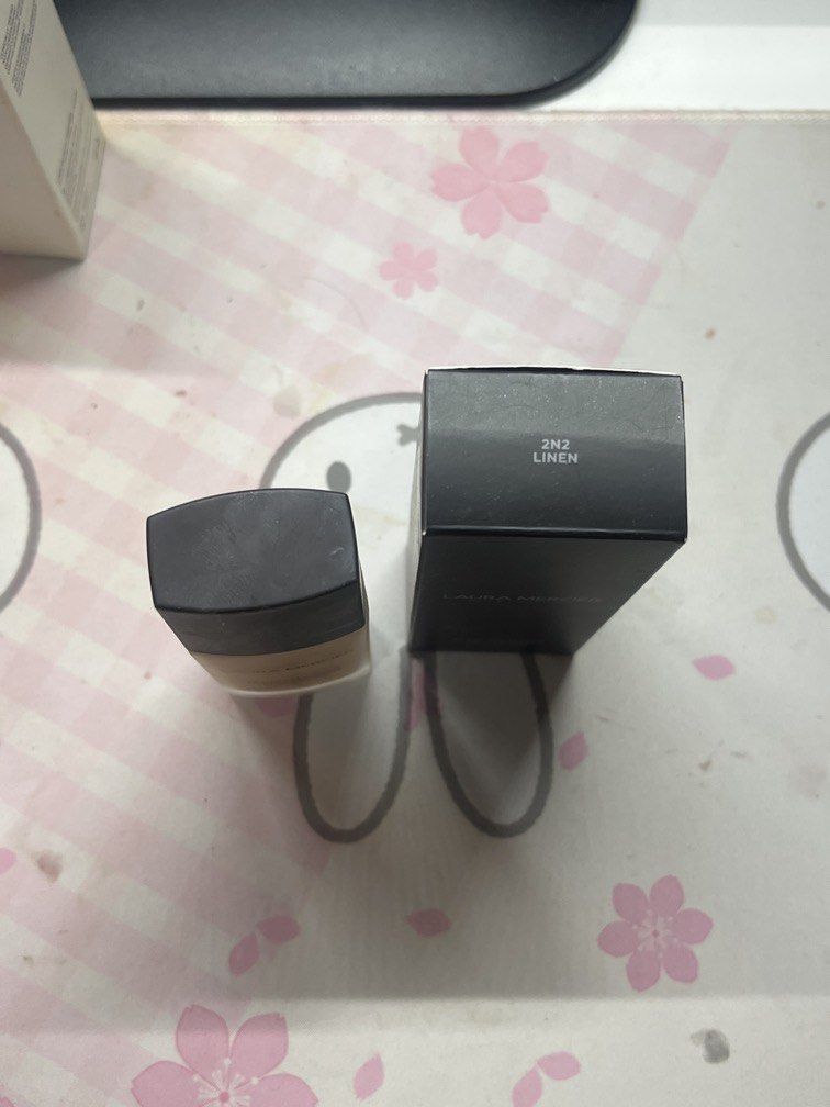 Laura Mercier Foundation (Category: Makeup) located in Muntinlupa City. Submitted by toryoku (Listing ID 1450912221, Image 2). Description: Authentic from Chicago's Sephora 65% full .