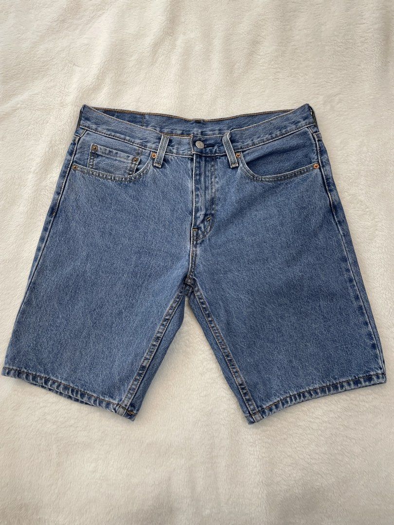 由 isola_bella (刊登 ID 1450860076，圖片 3) 提交，位於 台北市 (Taipei) 的 Levi’s 405 Denim Shorts Blue W32 (類別：短褲)，說明：。