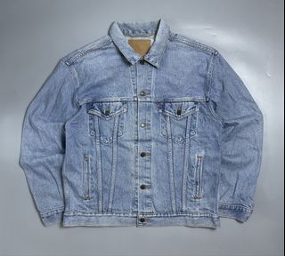 (Category: ) located in . Submitted by miks_thrift (Listing ID 1450893962, Image 1). Description: .