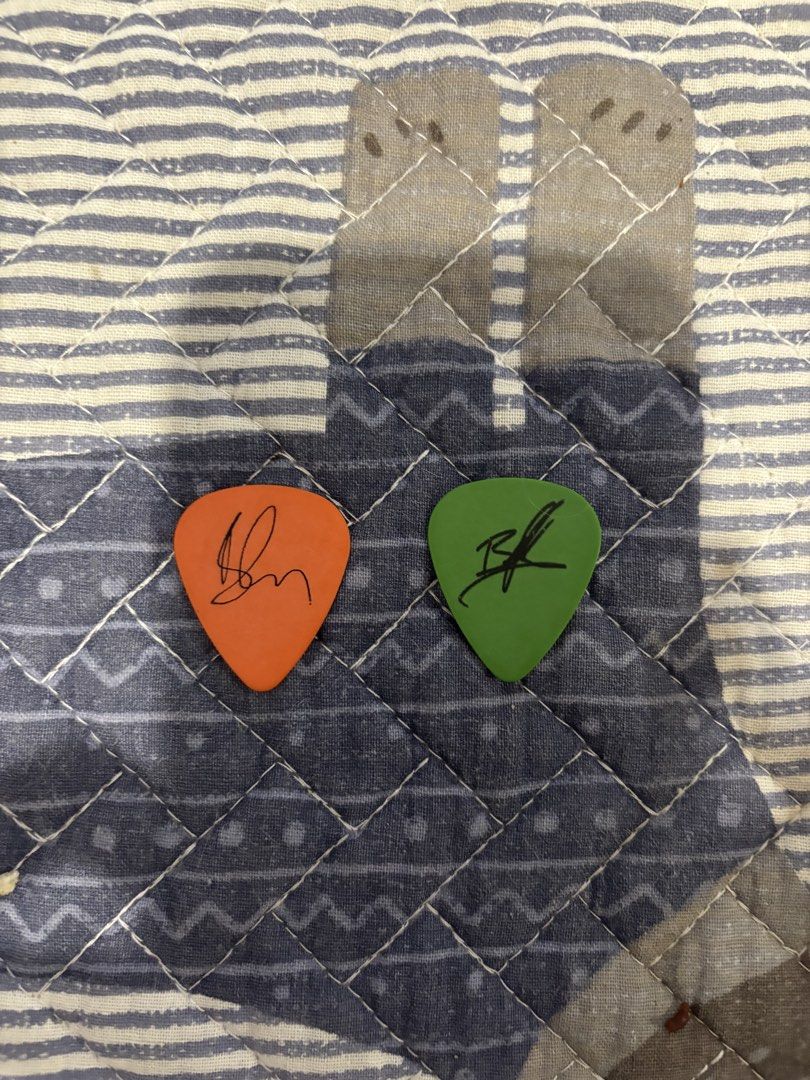 Lifehouse Tortex Signed Guitar Picks (Category: Musical Instruments) located in Manila. Submitted by shopmik4scloset (Listing ID 1450834463, Image 3). Description: .