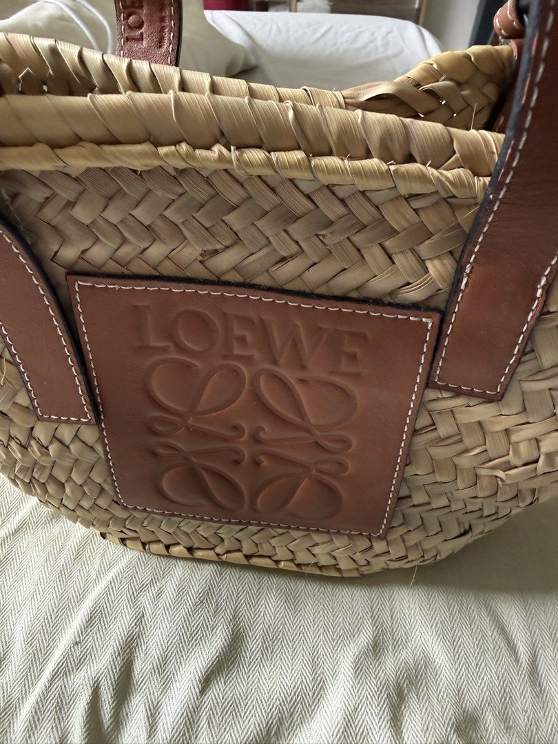 Loewe panier basket bag small with dustbag (Category: Luxury Bags & Wallets) located in Antipolo. Submitted by munstershupper (Listing ID 1450802644, Image 2). Description: 100% authentic. SOLD AS IS WHERE IS. I WILL NOT ENTERTAIN REQUESTS FOR 3RD PARTY AUTHENTICATION. I stand by the authenticity of my items since I personally bought this unless stated otherwise. When in doubt, don’t buy. Thanks. .