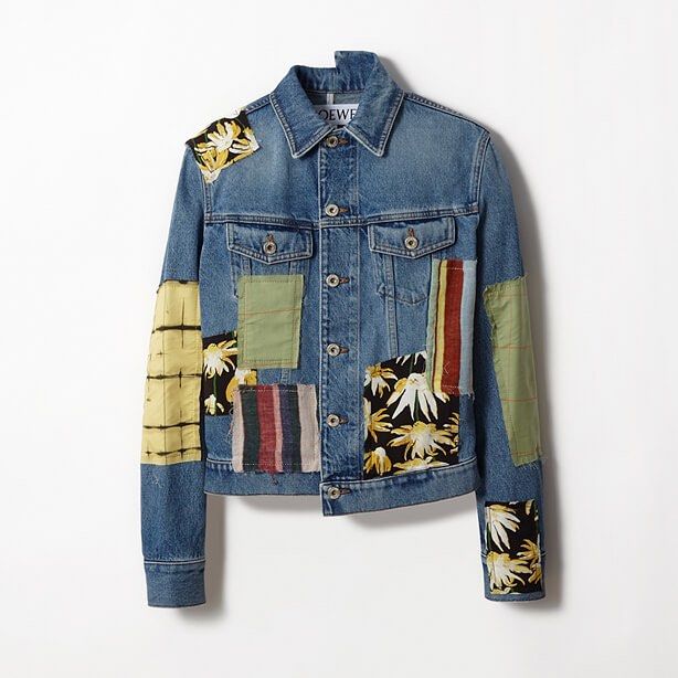 LOEWE PATCHWORK DENIM JACKET (Category: Luxury Apparel) located in Dueñas. Submitted by d1gidoll (Listing ID 1450884954, Image 2). Description: 19 x 22 dimes No flaws Excellent condition .