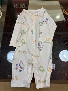 (Category: ) located in . Submitted by firsttimemummy (Listing ID 1450877167, Image 1). Description: .