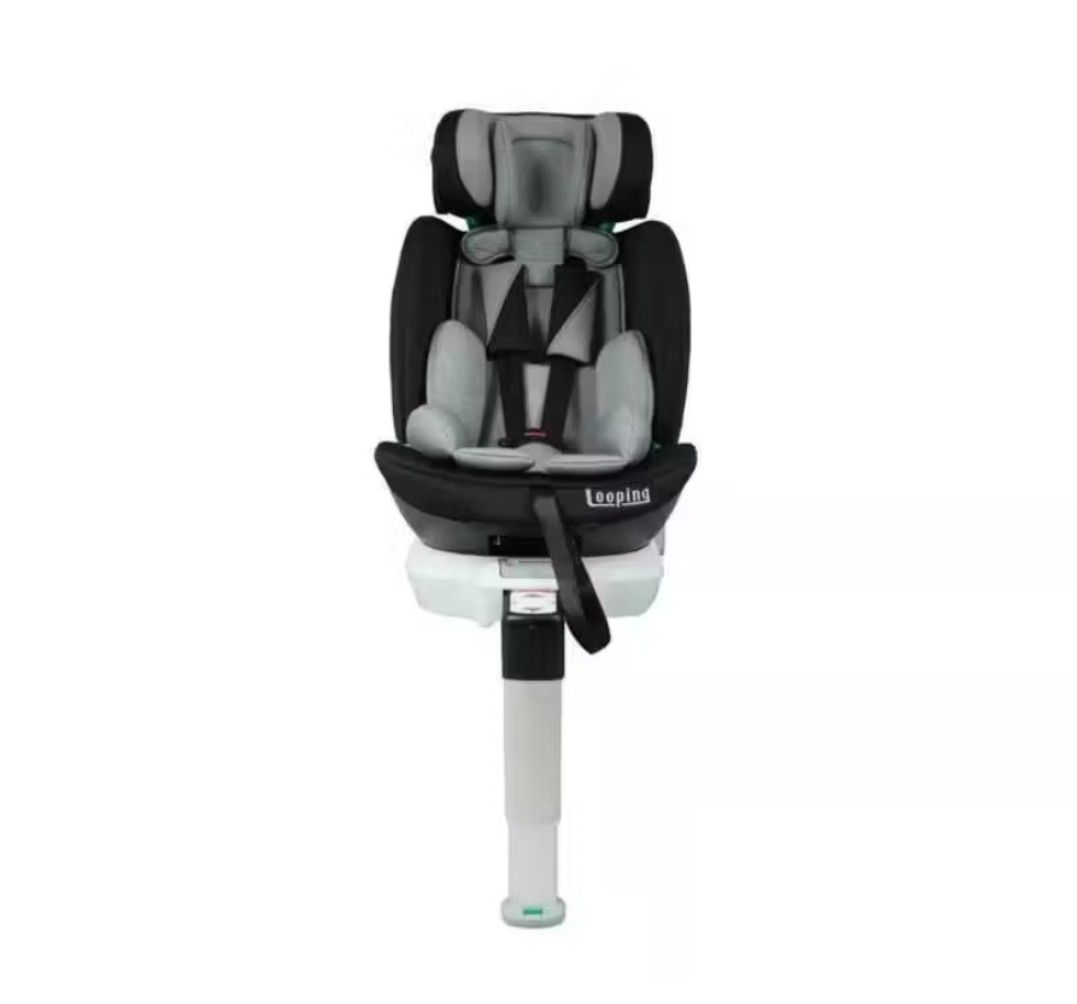 Looping I-size 360 (Category: Car Seats) located in Angeles City. Submitted by delle_25 (Listing ID 1450934313, Image 2). Description: Preloved Looping i-Size 360 All-in-One Car Seat with ISOFIX (Pristine Condition) Price:₱12,500 (Slightly negotiable for fast, serious buyers) Description: Selling our premium Looping i-Size 360 All-in-One Car Seat in very good, pristine condition. This is a top-tier, heavy-duty car seat engineered for maximum safe