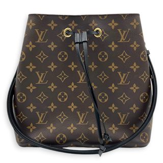 (Category: ) located in . Submitted by carousellluxury (Listing ID 1450825510, Image 1). Description: .