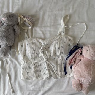 (Category: ) located in . Submitted by bunnyby (Listing ID 1450824646, Image 1). Description: .