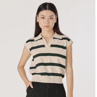 (Category: ) located in . Submitted by wardrobetreasures_ (Listing ID 1450768252, Image 1). Description: .