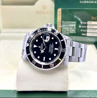 (Category: ) located in . Submitted by chamelontimepieces (Listing ID 1450818227, Image 1). Description: .