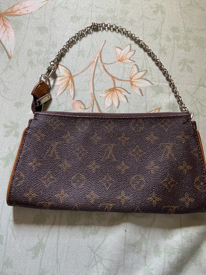 Lv (Category: Luxury Bags & Wallets) located in Calamba. Submitted by mj_sotto22 (Listing ID 1450770493, Image 3). Description: Sign usage no flaws from Japan no code .