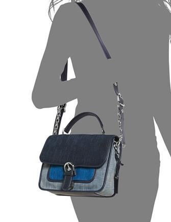 MICHAEL KORS Cooper Large Denim School Satchel (Category: Luxury Bags & Wallets) located in Caloocan City. Submitted by silentbear_864e19 (Listing ID 1450914171, Image 3). Description: 🔥 FOR SALE 🔥 👜 MICHAEL KORS Cooper Large Denim School Satchel 📌 Brand: Michael Kors 📌 Model: Cooper Large Denim School Satchel 📌 Origin: USA 📌 Condition: 2nd hand (well-kept / good condition) 📌 Authentic: Yes (bought from USA) 💰 Price: ₱3,500 📍 Location: 