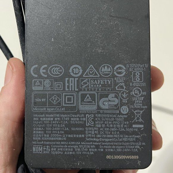 Microsoft Surface Docking Station with Power Adapter514826343579002882