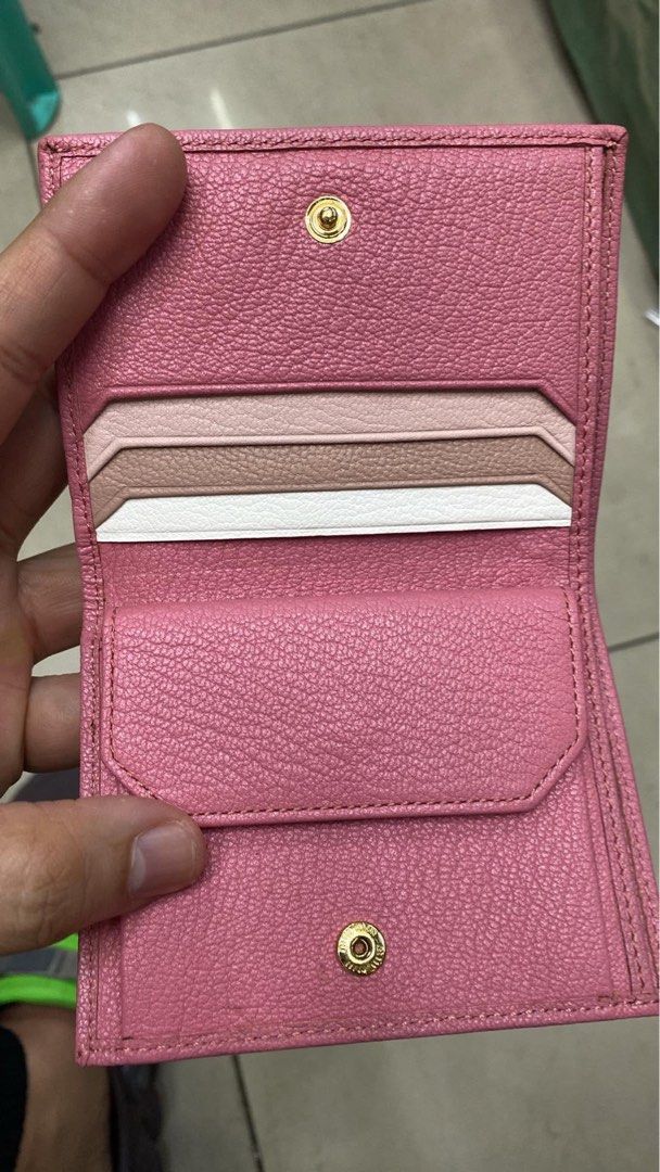 Miu miu (Category: Luxury Bags & Wallets) located in Legazpi City. Submitted by thesource052 (Listing ID 1450930110, Image 2). Description: Miu miu wallet More card slots Good as new With coded Made in italy No issue.