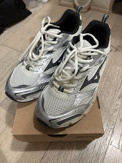 （分類：）位於 。 由 kobekobe03 提交（商品編號 1450900393，圖片 1）。簡介： 。