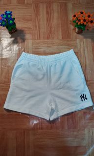 (Category: ) located in . Submitted by mnla.thrift (Listing ID 1450898303, Image 1). Description: .