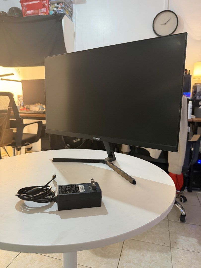 N VISION Monitor (Category: Monitor Screens) located in Quezon City. Submitted by shopwithayie (Listing ID 1450789110, Image 1). Description: N Vision Monitor 21.5” LED Monitor Used as dual monitor only Loc: Pasig City.