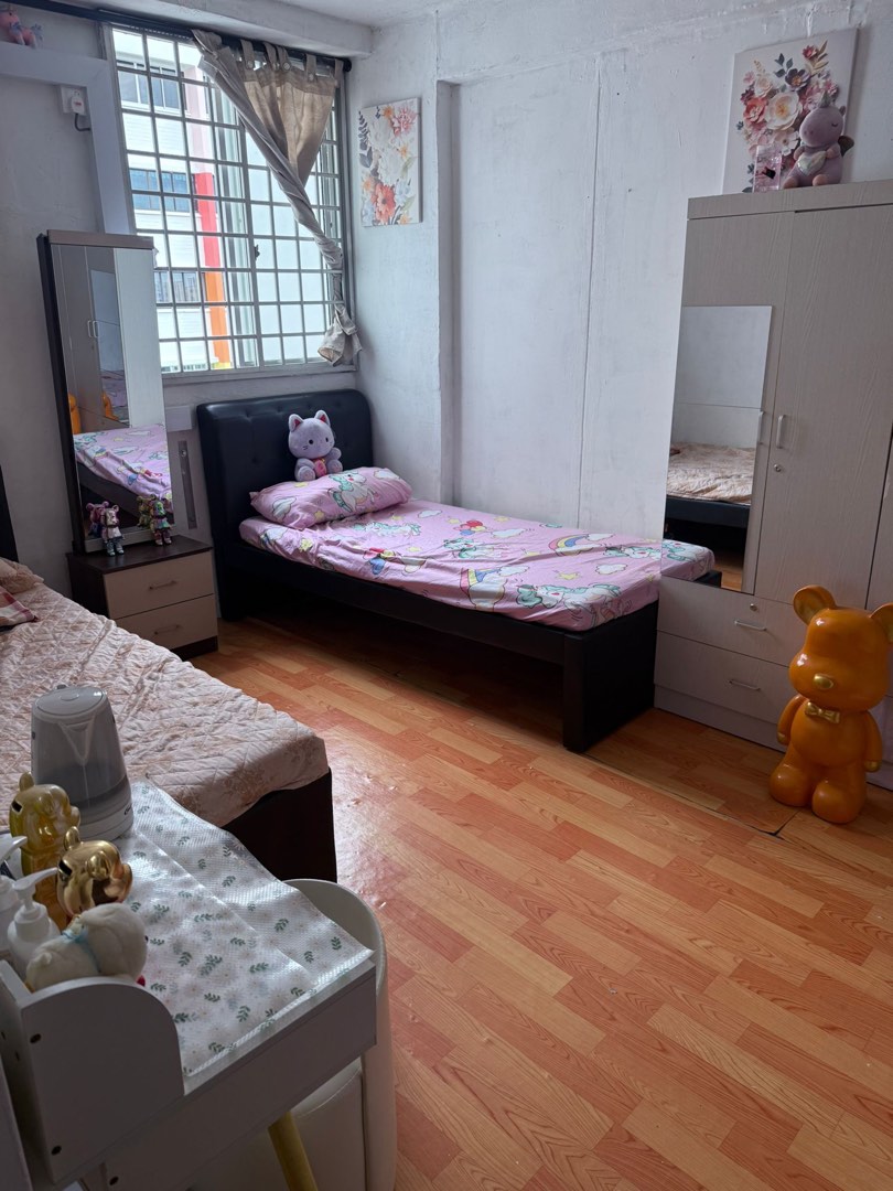 (Category: ) located in . Submitted by babe_tan (Listing ID 1450788364, Image 1). Description: .