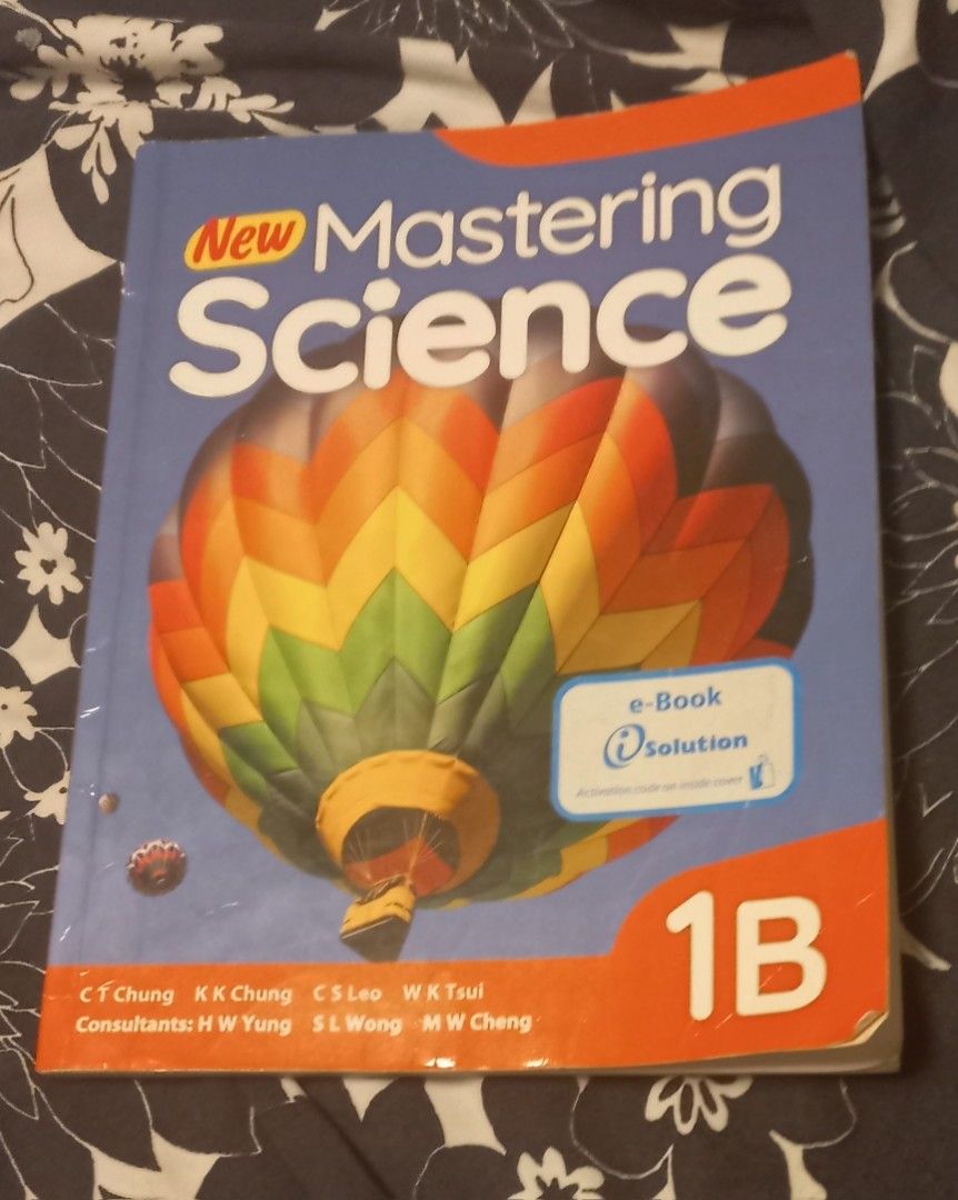 New Mastering Science 1B Textbook Oxford University Press （分類：教科書）位於 Hong Kong。 由 alinasir538 提交（商品編號 1450904179，圖片 1）。簡介： 1 book for $60 1本書 $60.m。