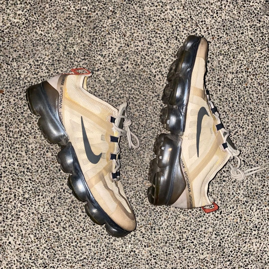 Nike Air VaporMax size 9.5 (Category: Sneakers) located in Manila. Submitted by johnpm (Listing ID 1450736967, Image 2). Description: - Nike Air VaporMax 2019 sneakers - Translucent beige upper - Signature VaporMax air bubble sole - Dark grey Nike Swoosh - Light grey laces - Minor scuffs on sole from wear - Plenty of life left, great for everyday wear.