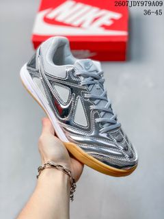 100+ 件室內足球出售| 波鞋| Carousell Hong Kong