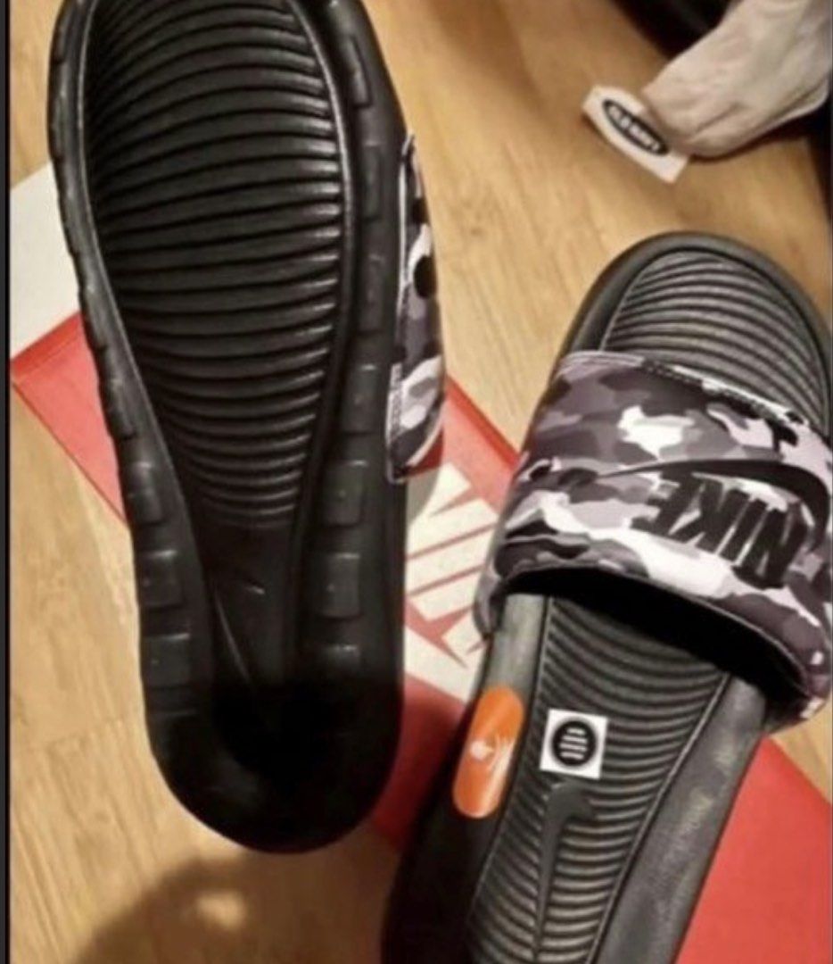 Nike slides (Category: Slippers & Slides) located in Pasay City. Submitted by taptooload (Listing ID 1450891772, Image 3). Description: A classic slide that’s made with versatile wearing in mind, the Nike Men’s Victori One All-Over Print Slide Sandals are essential for your on-the-go lifestyle. Contoured foam adds total comfort, while all-over print graphics on the band gives these sandals a dash of streetwear style. Product Features Ultra-soft f