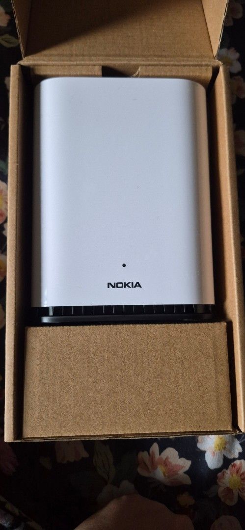 Nokia WiFi Beacon 1514695215794759681