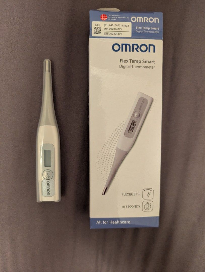 OMRON Smart Digital Thermometer (Category: Thermometers) located in Singapore. Submitted by minilive (Listing ID 1450737685, Image 1). Description: - Brand new digital temometer (Model MC-343F-E4) - Flexible tip for comfort - Fast 10-second temperature readings.
