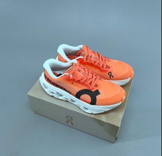 (Category: ) located in . Submitted by khai.uasneakers (Listing ID 1450897095, Image 1). Description: .