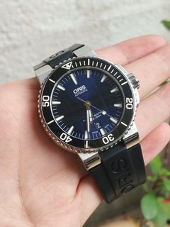(Category: ) located in . Submitted by JsluxurywatchKL (Listing ID 1450779987, Image 1). Description: .