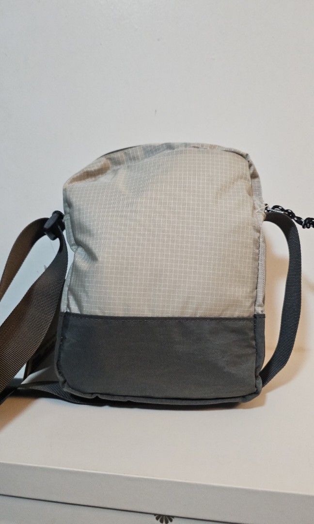 Patagonia sling bag (Category: Sling Bags) located in Quezon City. Submitted by icollectionstuff (Listing ID 1450871002, Image 3). Description: 𝗔 𝗩 𝗔 𝗜 𝗟 𝗔 𝗕 𝗟 𝗘 || Sling Bag📢 BILI KA NA? 🎒 “Make sure all your equipment is of 𝗤𝗨𝗔𝗟𝗜𝗧𝗬 and 𝗥𝗘𝗟𝗜𝗔𝗕𝗟𝗘!” ✅ PATAGONIA Sling bag Php 1200 Limited Stock –Don’t Wait – Grab Yours Now! 💥 📩 Just DM me ✈️ We ship nationwide Mode of Payment: 💳 GCash 🏦 Bank Transfer.
