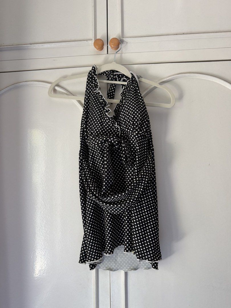 Polka Dot Tankini Top (Category: Longsleeves) located in Muntinlupa City. Submitted by shopmycloset_33 (Listing ID 1450801386, Image 1). Description: RULES All prices are final! No meetups No when worn No returns, No exchanges, No refund What you see is what you get. Happy Shopping 🫶🏻 MOP: GCASH / BPI Shipping: J&T .