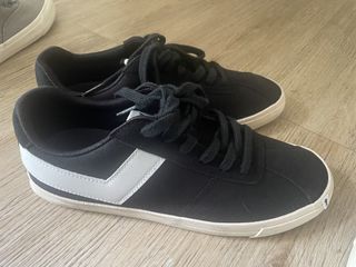 (Category: ) located in . Submitted by i.preloved (Listing ID 1450768427, Image 1). Description: .