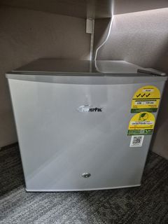 (Category: ) located in . Submitted by cassypops (Listing ID 1450861158, Image 1). Description: .