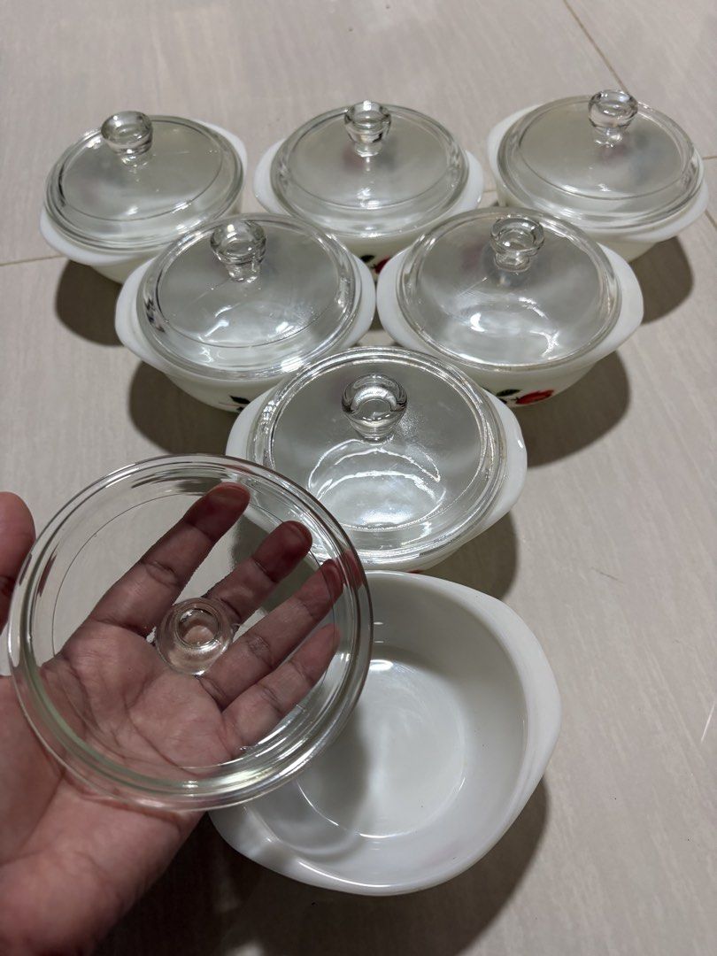 Pyrex rose514625290749890561