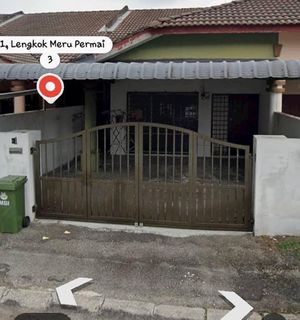 (Category: ) located in . Submitted by hazryl14 (Listing ID 1450847844, Image 1). Description: .