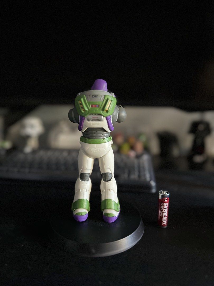 SEGA Buzz Lightyear Premium Figure (Category: Figurines & Statues) located in Manila. Submitted by chrollo10 (Listing ID 1450785690, Image 3). Description: - Buzz Lightyear action figure from Toy Story - Includes a display base.